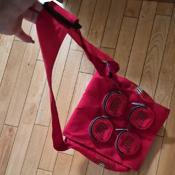 LEGO Vibrant Red Messenger Bag - Picture 3 of 5